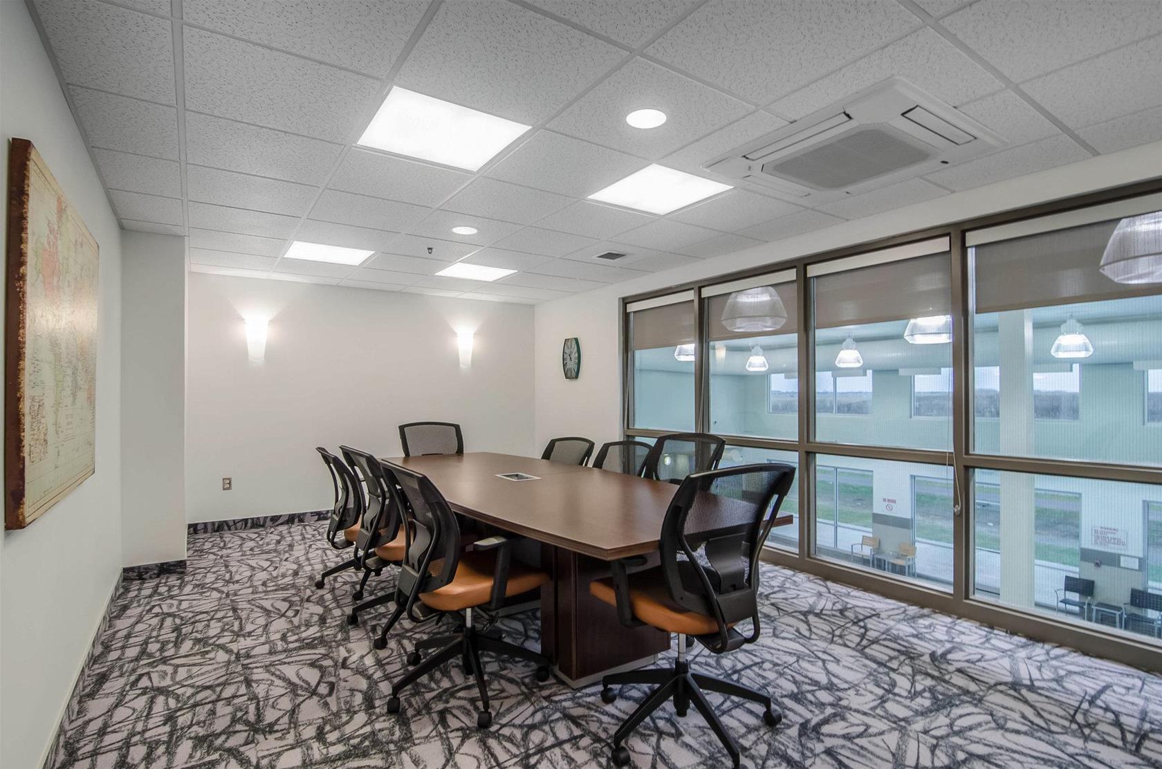 Best Western Plus Airport Inn & Suites Saskatoon Bagian luar foto